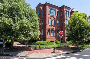 226 5th St SE, Washington, DC 20003 - Photo 1