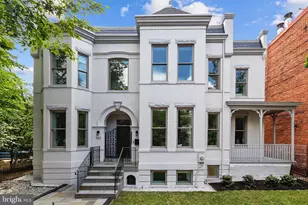 123 13th St SE, Washington, DC 20003 - Photo 1