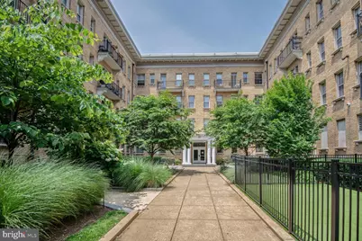 1401 Columbia Road NW #420, Washington, DC 20009 - Photo 1
