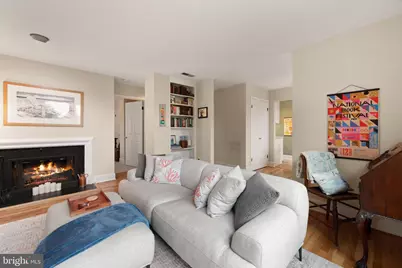 317 10th Street NE #13, Washington, DC 20002 - Photo 1