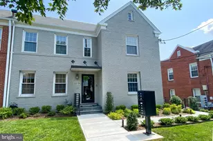 2215 40th St NW, Washington, DC 20007 - Photo 1