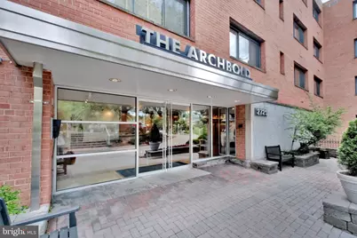 2725 39th Street NW #307, Washington, DC 20007 - Photo 1