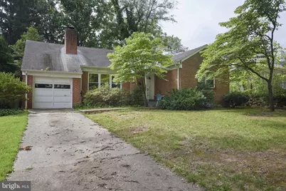 7015 Western Avenue NW, Washington, DC 20015 - Photo 1