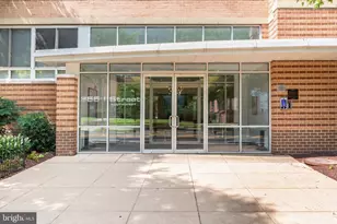 355 I Street SW, Washington, DC 20024 - Photo 1