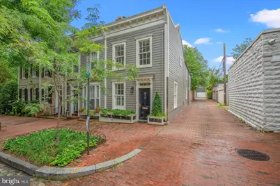 3274 P St. NW, Washington, DC 20007 - Photo 1