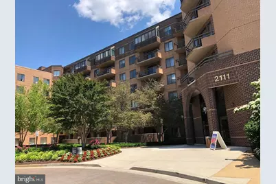 2111 Wisconsin Avenue NW #502, Washington, DC 20007 - Photo 1