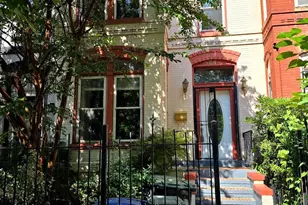 824 7th St NE, Washington, DC 20002 - Photo 1