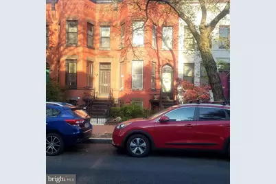 226 10th Street SE, Washington, DC 20003 - Photo 1