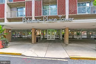 800 4th St SW, Washington, DC 20024 - Photo 1