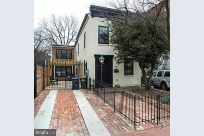 407 Independence Avenue SE, Washington, DC 20003 - Photo 1