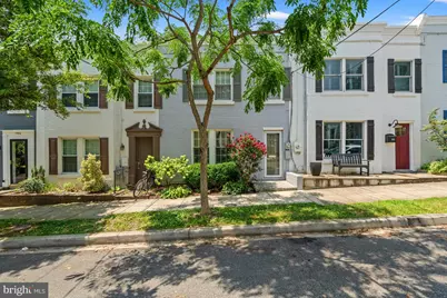 1910 35th Place NW, Washington, DC 20007 - Photo 1