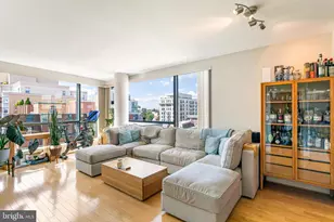 1117 10th St NW, Washington, DC 20001 - Photo 1