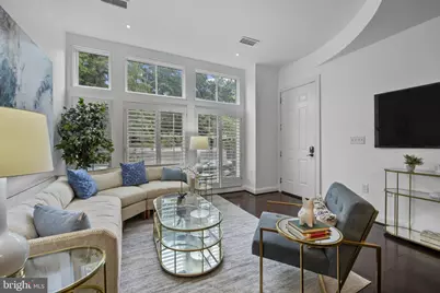 2200 17th Street NW #204, Washington, DC 20009 - Photo 1