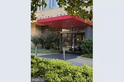 1711 Massachusetts Avenue NW #421, Washington, DC 20036 - Photo 1