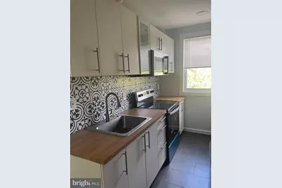 512 Ridge Road SE #305, Washington, DC 20019 - Photo 1