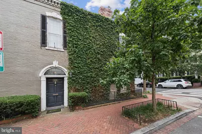 1225 30th Street NW, Washington, DC 20007 - Photo 1