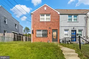 4628 Hanna Pl SE, Washington, DC 20019 - Photo 1