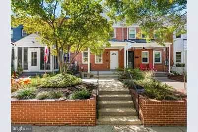 30 Farragut Place NW, Washington, DC 20011 - Photo 1