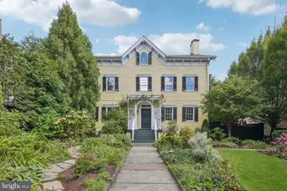 1545 35th Street NW, Washington, DC 20007 - Photo 1