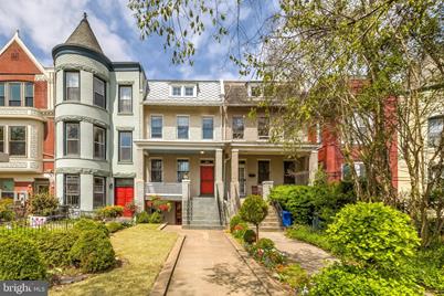 1230 North Carolina Ave Ne Washington Dc 002 Mls Dcdc Coldwell Banker