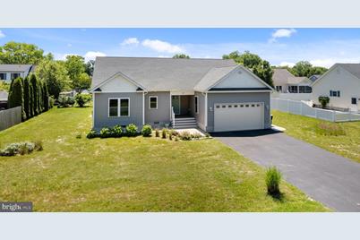 302 Yeadon Avenue, Ocean View, DE 19970 - Photo 1