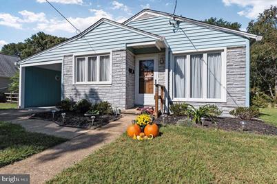 508 Monterey Avenue - Photo 1