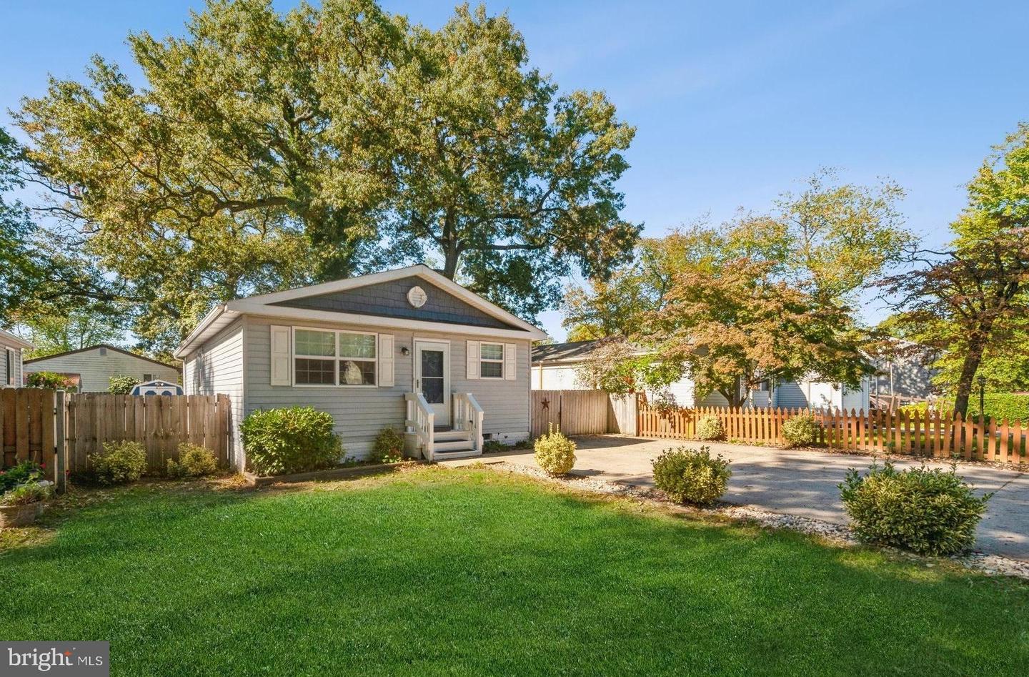 7810 E Shore Rd, Pasadena, MD 21122 MLS MDAA2012940 Coldwell Banker