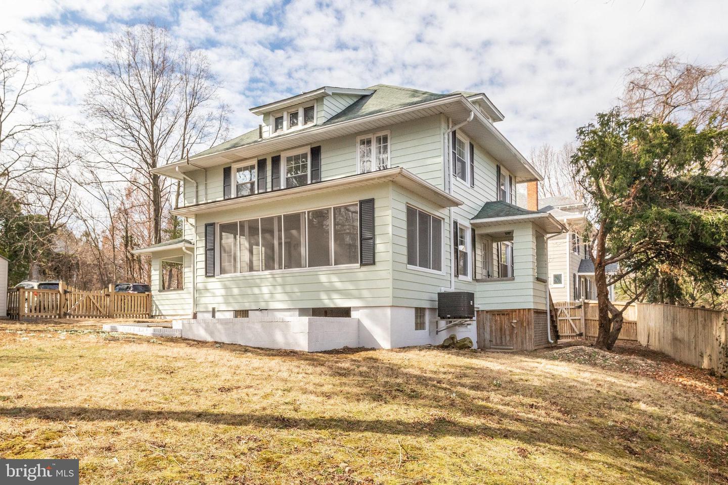 105 E Maple Rd, Linthicum Heights, MD 21090 MLS MDAA2026268