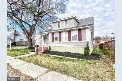 200 Eugenia Avenue - Photo 1