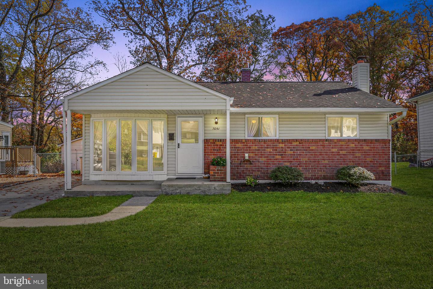 7051 Cresthaven Dr, Glen Burnie, MD 21061 MLS MDAA2048856 Coldwell