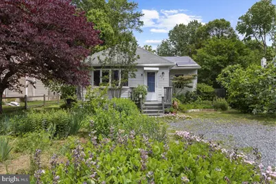 202 Lakeview Avenue, Edgewater, MD 21037 - Photo 1