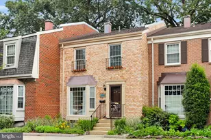 1534 Birdwood Ct, Crofton, MD 21114 - Photo 1