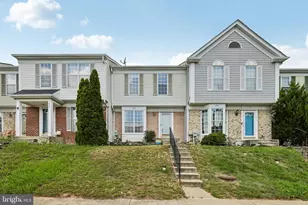 204 Royal Oak Ct, Odenton, MD 21113 - Photo 1