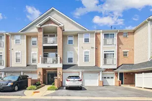 421 Hamlet Club Dr, Edgewater, MD 21037 - Photo 1