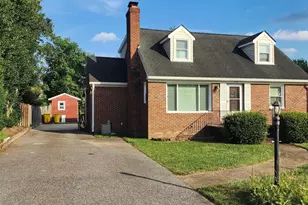 33 Mapledale Ave, Glen Burnie, MD 21061 - Photo 1