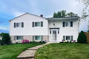 8912 Michelle Ln, Glen Burnie, MD 21061 - Photo 1