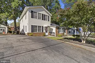 1608 Oldtown Rd, Edgewater, MD 21037 - Photo 1