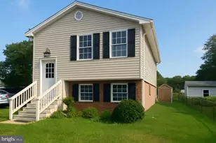 1903 Woodsboro Pl, Edgewater, MD 21037 - Photo 1