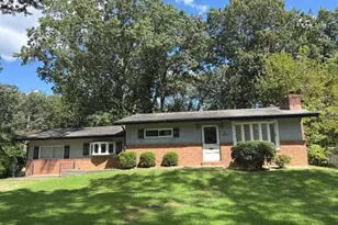 513 Sunset Knoll Rd, Pasadena, MD 21122 - Photo 1