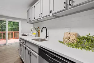 7965 Quail Ct, Glen Burnie, MD 21061 - Photo 1