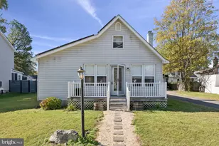 3718 4th Ave, Edgewater, MD 21037 - Photo 1