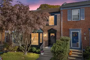 493 Colonial Ridge Ln, Arnold, MD 21012 - Photo 1