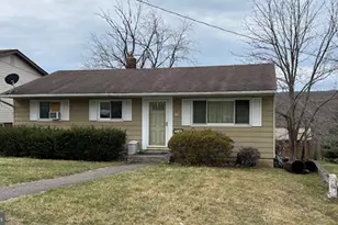 260 W Mechanic St, Frostburg, MD 21532 - Photo 1