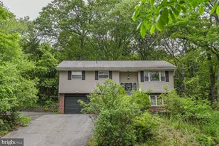 11902 Bayberry Ave, Cumberland, MD 21502 - Photo 1