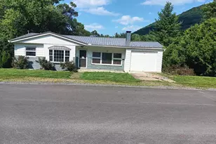 12610 Bowling St, Cumberland, MD 21502 - Photo 1