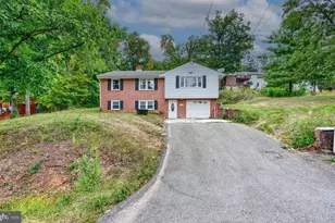 11810 Bayberry Ave, Cumberland, MD 21502 - Photo 1