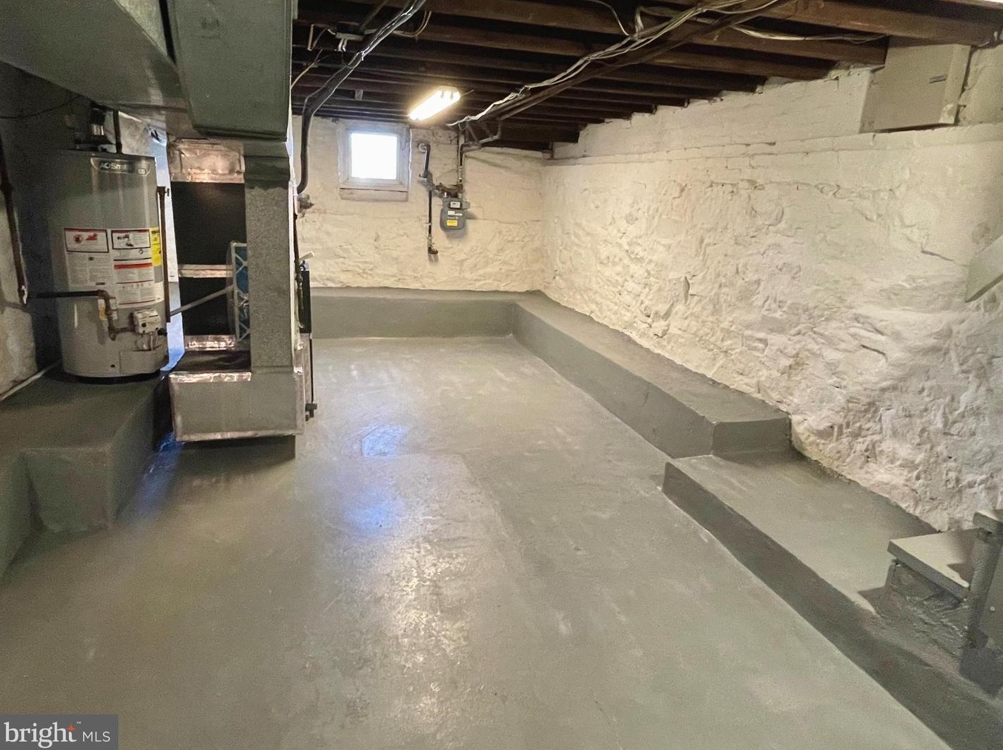 4022 Massachusetts Ave, Baltimore MD  21229-3765 exterior