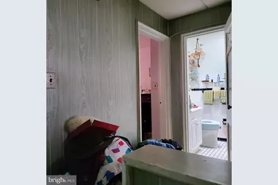 1212 N Augusta Avenue, Baltimore, MD 21229 - Photo 7