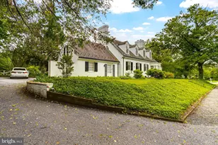 101 E Highfield Rd, Baltimore, MD 21218 - Photo 1