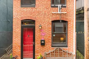 304 S Chapel St, Baltimore, MD 21231 - Photo 1